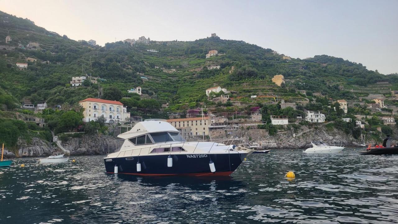 Salerno Yacht Otel Dış mekan fotoğraf